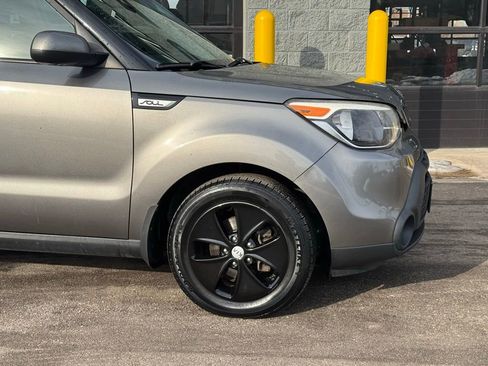 Used 2016 Kia Soul Base w/ Convenience Package image 82