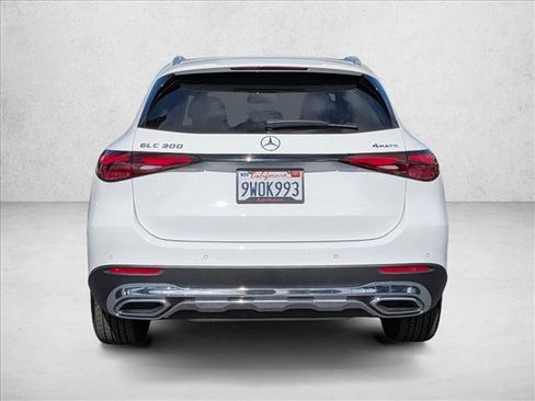 Used 2026 Mercedes-Benz GLC 300 4MATIC image 7