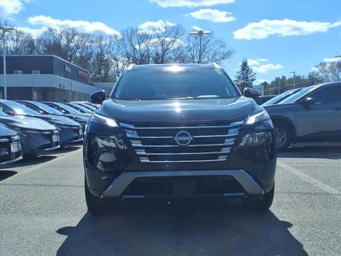 Certified 2026 Nissan Rogue SL image 2