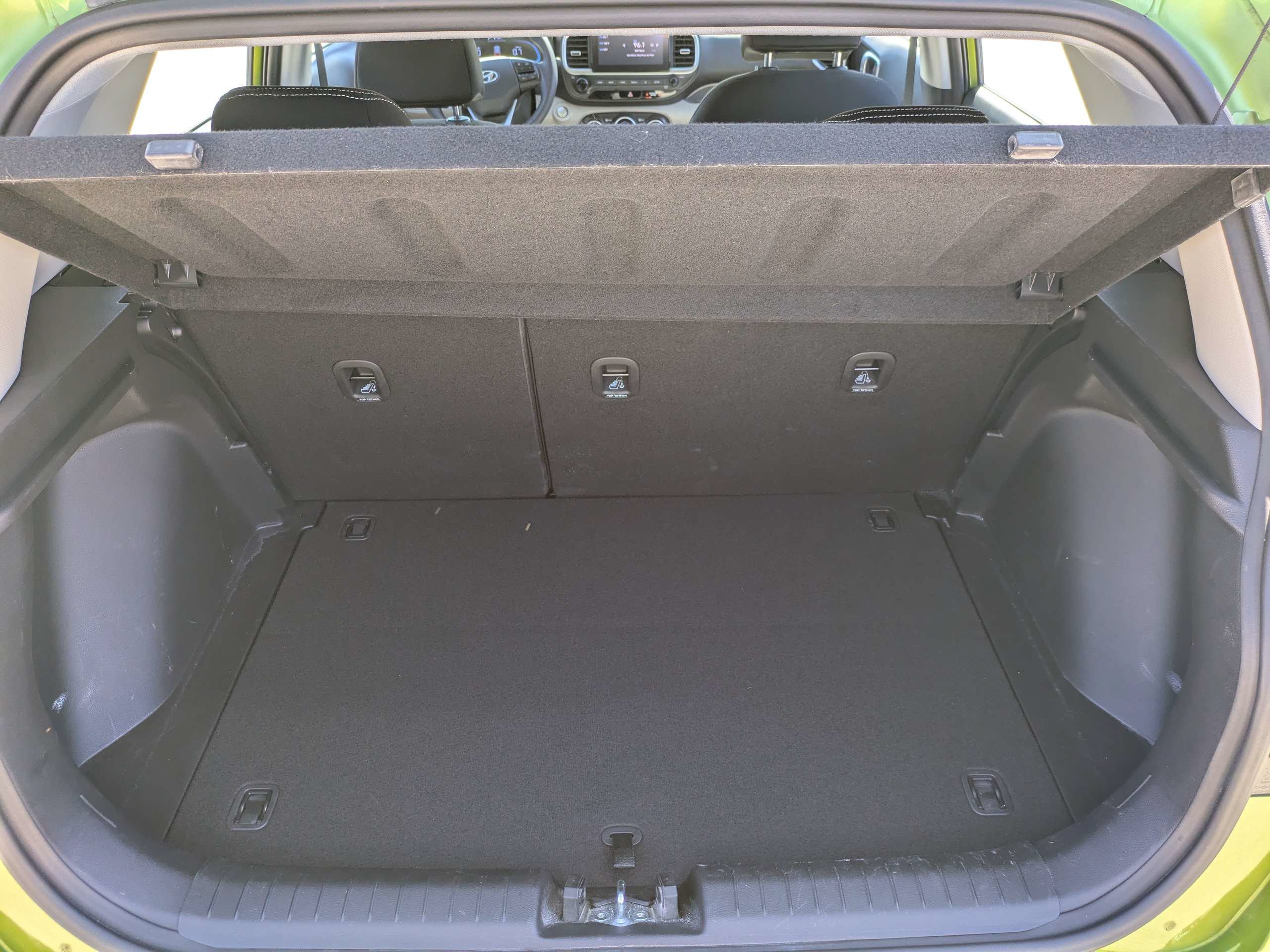 Certified 2024 Hyundai Venue SEL FWD image 11