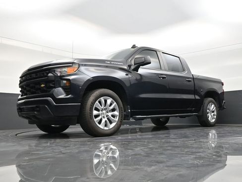 Used 2022 Chevrolet Silverado 1500 Custom image 21