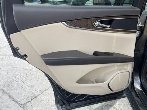 Used 2017 Lincoln MKX Reserve w/ Lincoln MKX Climate Package AWD/4WD image 18