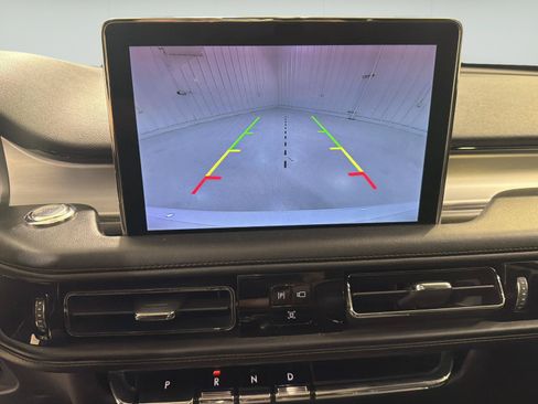 Used 2023 Lincoln Aviator 2WD w/ Premium Package image 19