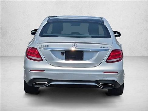 Used 2020 Mercedes-Benz E 350 4MATIC Sedan image 7