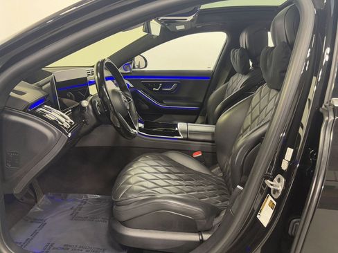 Used 2023 Mercedes-Benz S 580 4MATIC Sedan w/ 3D Technology Package image 8