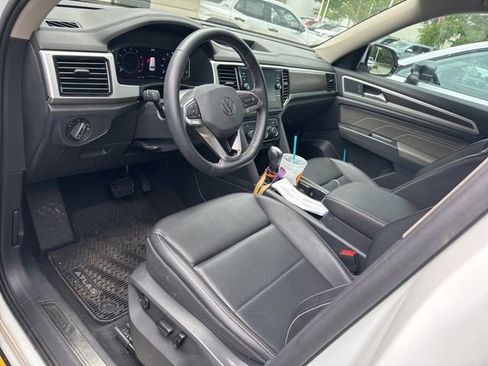 Used 2023 Volkswagen Atlas SE w/ Panoramic Sunroof Package FWD image 27