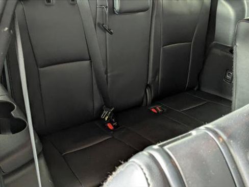 Used 2024 Toyota Highlander XSE FWD image 21