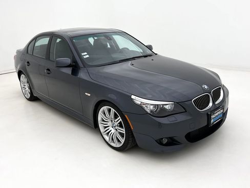 Used 2008 BMW 550i Sedan image 2