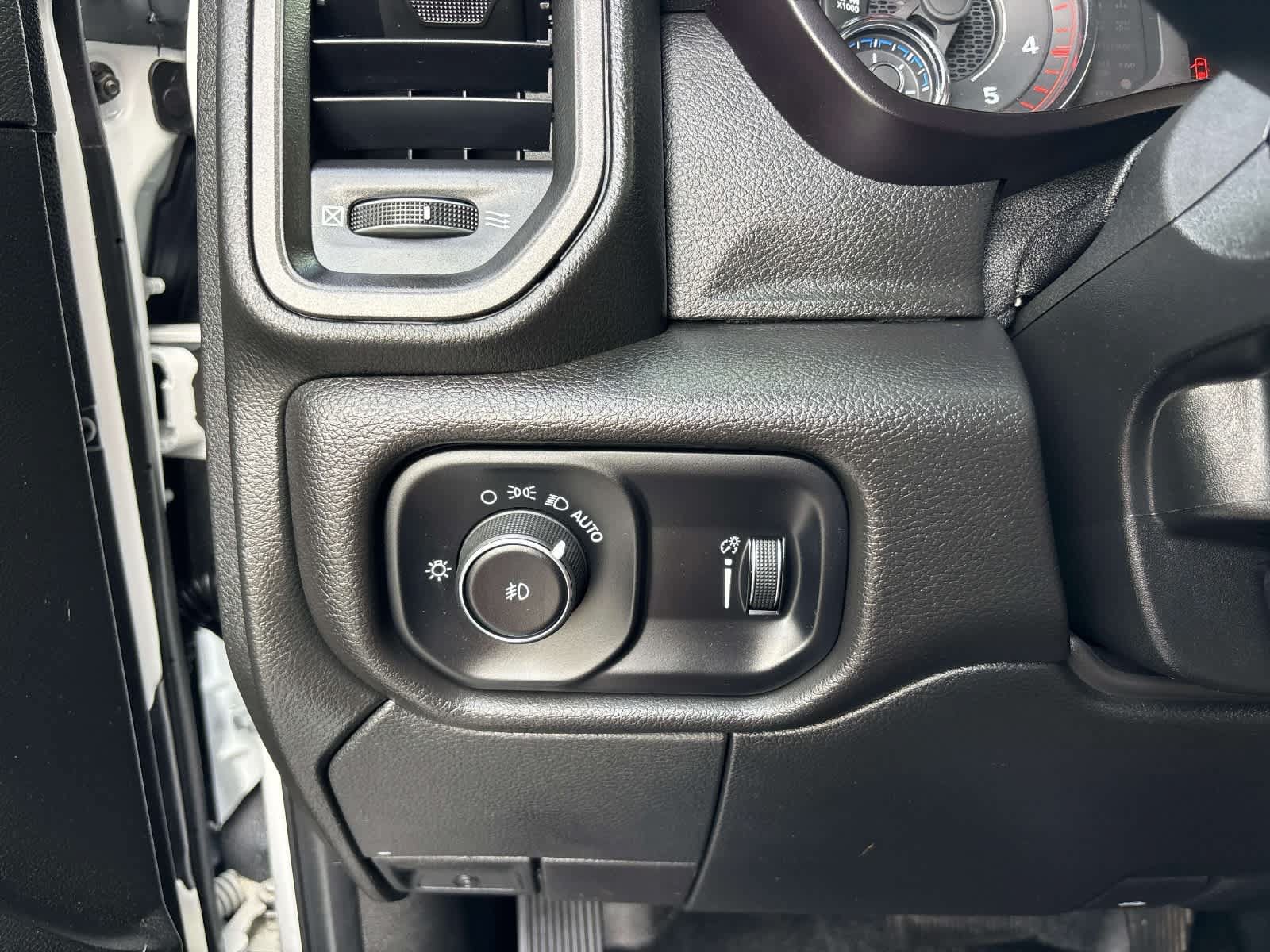 Used 2023 RAM 5500 Tradesman AWD/4WD image 17