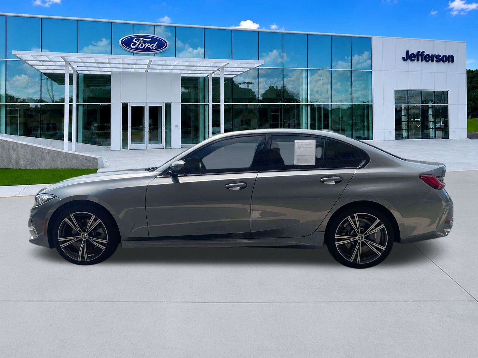 Used 2023 BMW 330i Sedan RWD image 4
