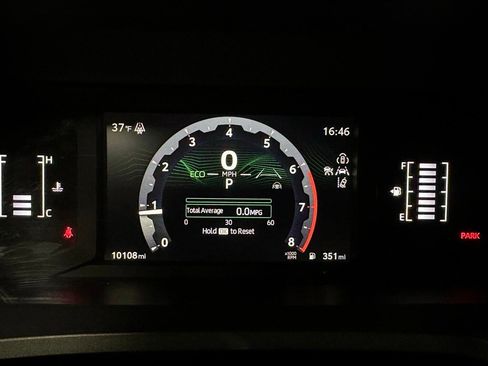 Used 2025 Toyota 4Runner SR5 image 24