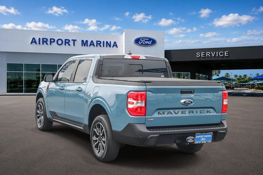 Used 2022 Ford Maverick Lariat w/ Lariat Luxury Package FWD image 6