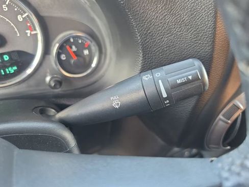 Used 2016 Jeep Wrangler Sport w/ Quick Order Package 24S AWD/4WD image 17