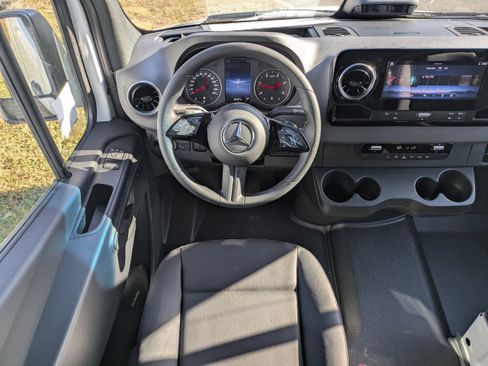 New 2026 Mercedes-Benz Sprinter 2500 image 15