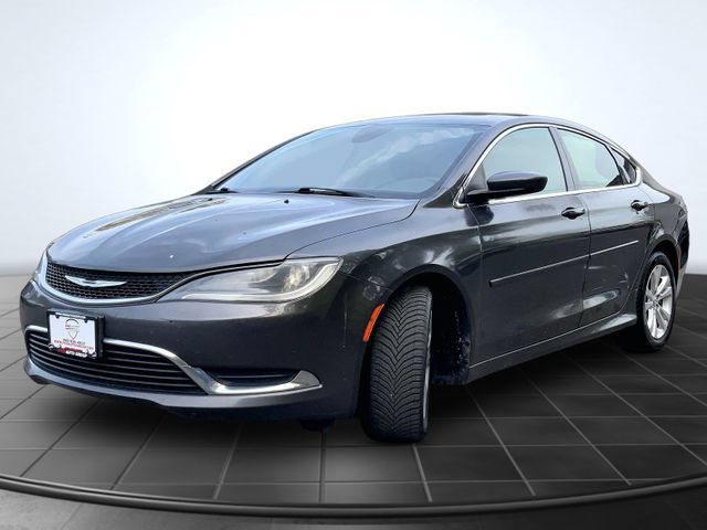 Used 2015 Chrysler 200 Limited w/ Convenience Group FWD image 4