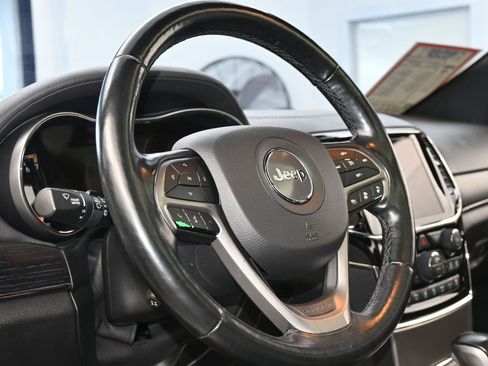 Used 2020 Jeep Grand Cherokee High Altitude image 17