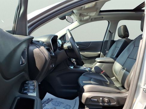 Used 2023 Chevrolet Equinox Premier AWD/4WD image 14