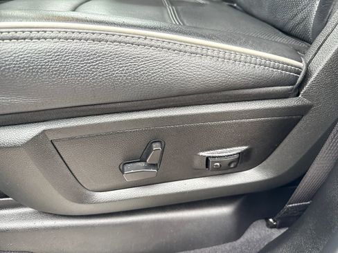 Used 2025 RAM 3500 Limited image 28