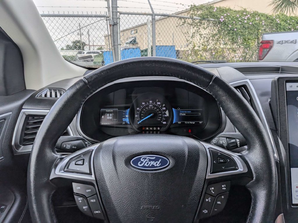 Certified 2024 Ford Edge Titanium AWD/4WD image 22