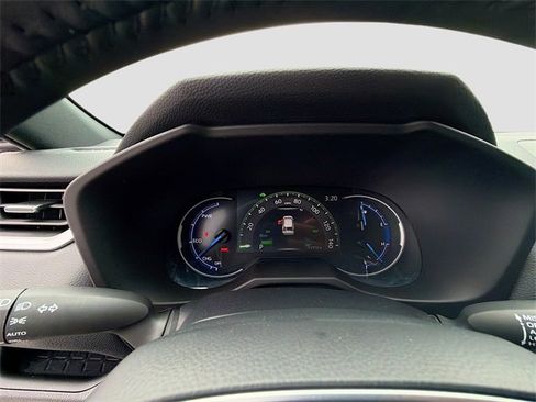 Used 2024 Toyota RAV4 XSE image 35