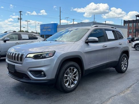 Used 2020 Jeep Cherokee Latitude Plus AWD/4WD image 1