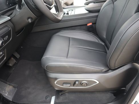 New 2026 Jeep Grand Wagoneer Limited AWD/4WD image 12