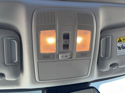 Used 2025 MAZDA CX-5 AWD 2.5 S w/ Preferred Package image 36