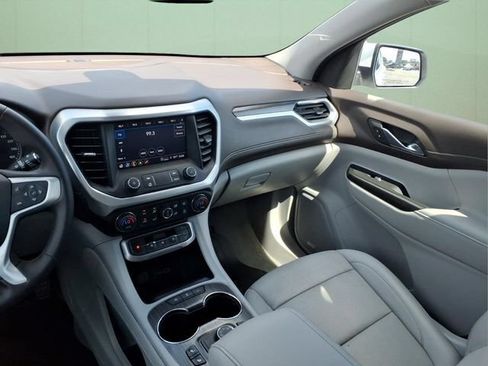 Used 2023 GMC Acadia SLT AWD/4WD image 20
