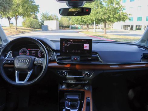 Used 2023 Audi Q5 2.0T Premium Plus AWD/4WD image 26