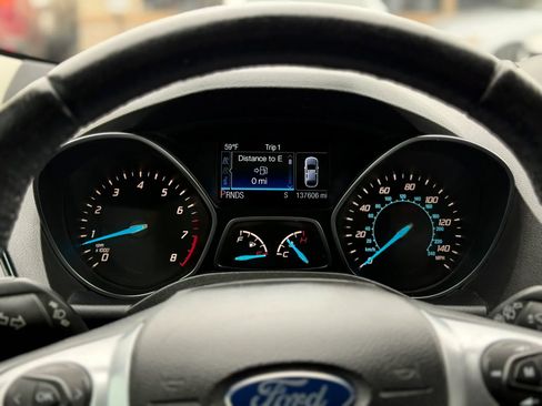 Used 2014 Ford Escape Titanium FWD image 22