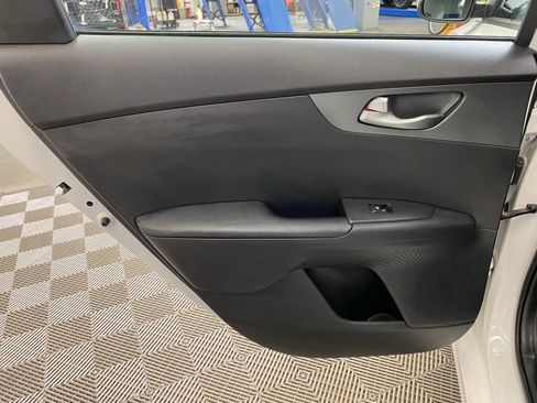 Used 2021 Kia Forte LXS image 21