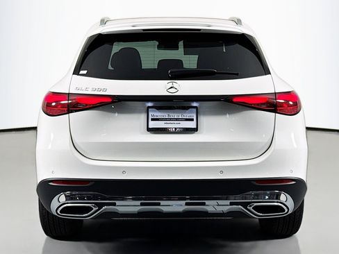 New 2026 Mercedes-Benz GLC 300 image 3