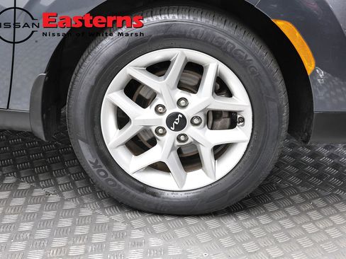 Used 2023 Kia Soul LX w/ LX Technology Package FWD image 28