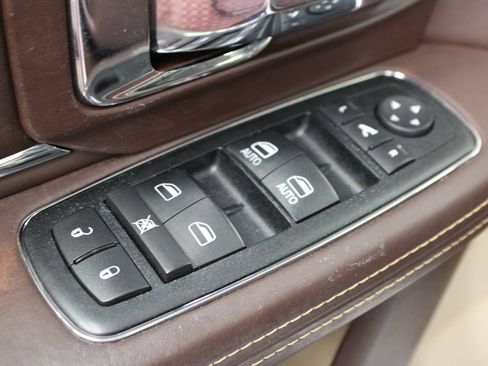 Used 2014 RAM 1500 Laramie Longhorn w/ Convenience Group AWD/4WD image 62