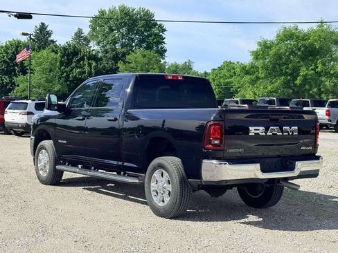 Used 2025 RAM 2500 Big Horn AWD/4WD image 10