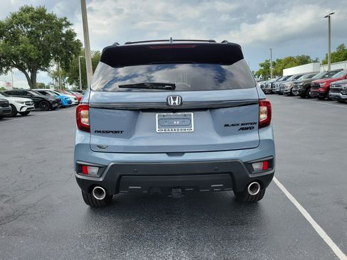 Used 2024 Honda Passport Black Edition image 8