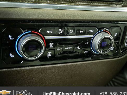 Used 2022 Chevrolet Silverado 1500 RST image 15