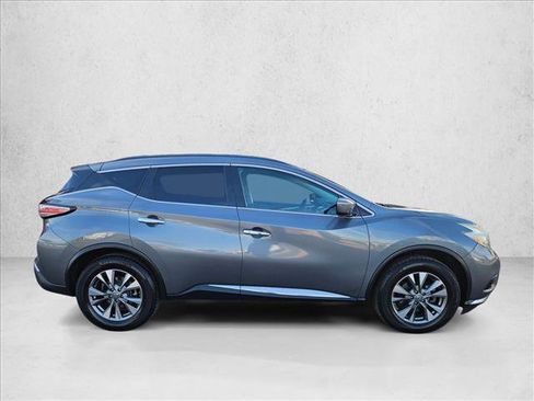 Used 2017 Nissan Murano SV image 4
