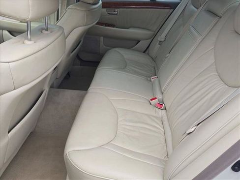 Used 2001 Lexus LS 430 RWD image 14