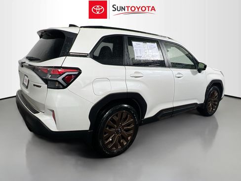 Used 2025 Subaru Forester Sport w/ Popular Package #2 AWD/4WD image 4