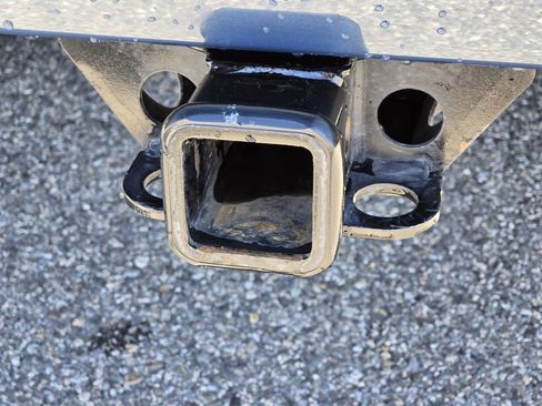 Used 2024 Chevrolet Silverado 1500 Custom w/ Turbomax Blackout Package image 9