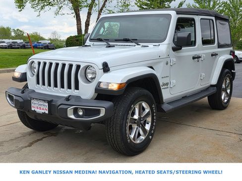 Used 2018 Jeep Wrangler Unlimited Sahara AWD/4WD image 7