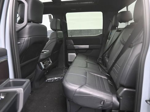 New 2026 Ford F250 Platinum w/ FX4 Off-Road Package image 27