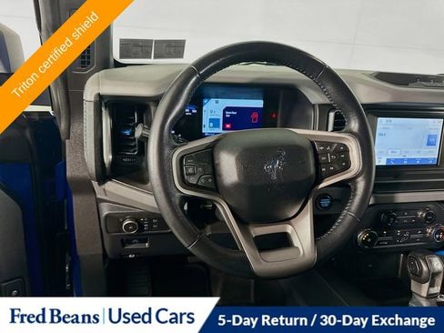 Used 2022 Ford Bronco Black Diamond image 19