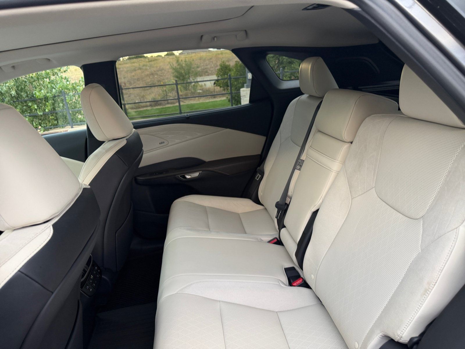 Used 2026 Lexus RX 350 AWD w/ Convenience Package image 17