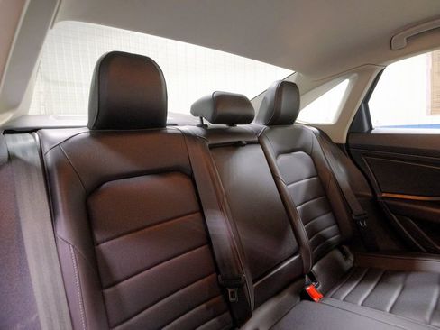 Used 2021 Volkswagen Jetta SE image 15