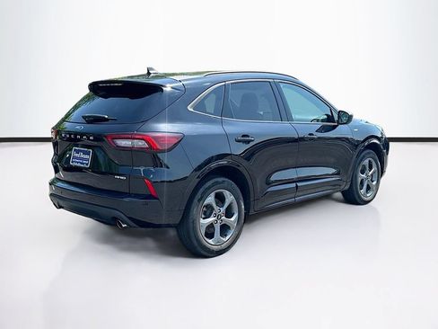 Used 2023 Ford Escape ST-Line w/ Tech Pack #1 AWD/4WD image 9