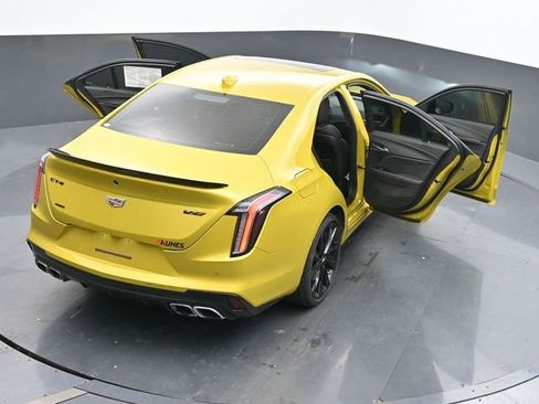 Used 2024 Cadillac CT4 V w/ LPO, ONYX Package image 65