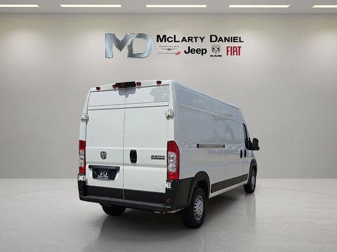 Used 2025 RAM ProMaster 2500 w/ Convenience Group FWD image 5