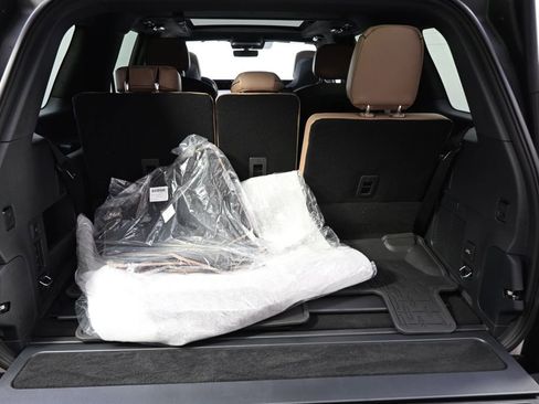 New 2026 Lincoln Navigator Black Label AWD/4WD image 19